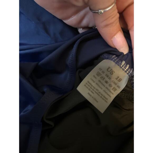 Set of 2 Tankini swimsuit tops ruched sides slimming halter neck Navy blue/black - Picture 6 of 6